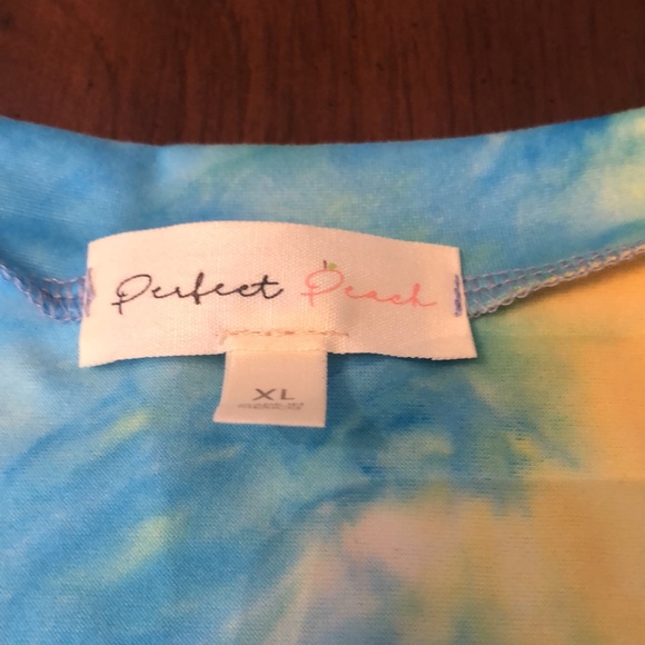 Tie dye v neck top - Picture 4 of 4